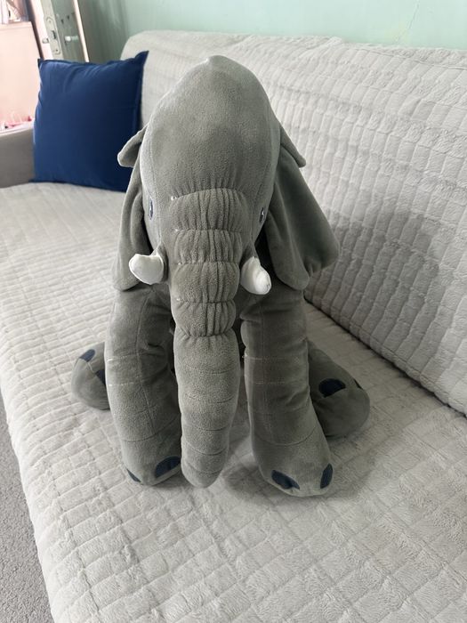 Продается игрушка слон