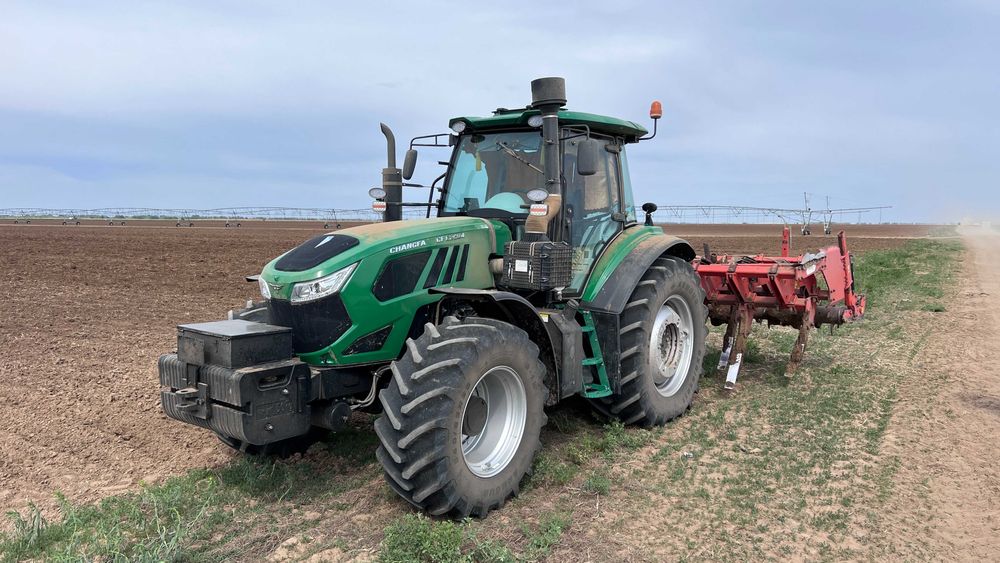 Премиальные трактора Changfa CFL2604 (мощность 260л.с.) 4WD