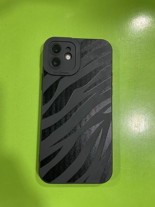 Iphone 12  black  64 GB ideal