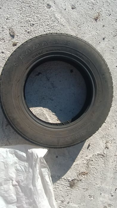 Летни гуми за лада нива 175R16-бартер