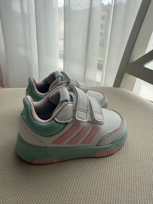 Маратонки за момиче