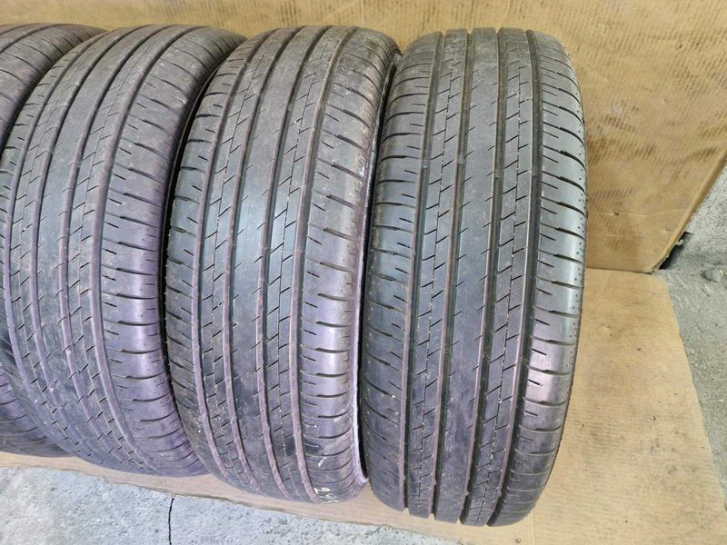 4 Bridgestone R18 225/60
летни гуми
DOT4819