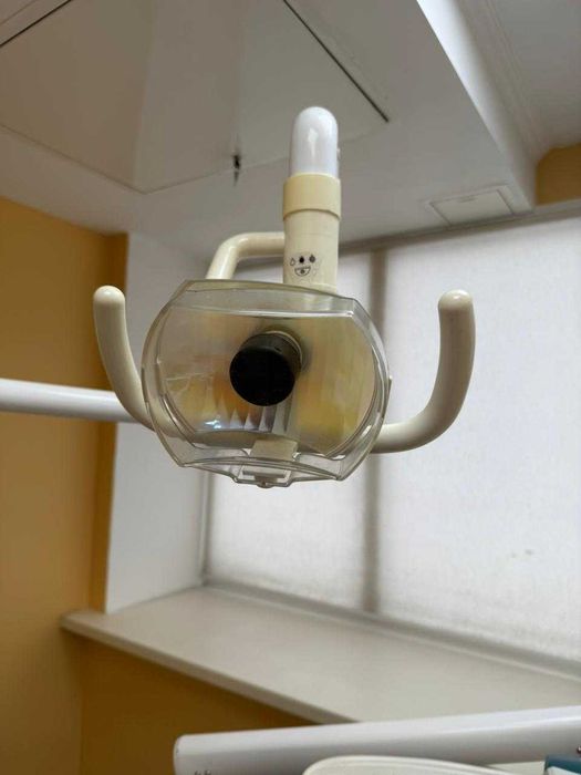 Продам стоматологическое кресло