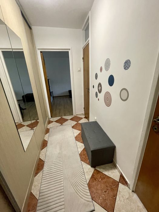 Inchiriez garsoniera Romancierilor