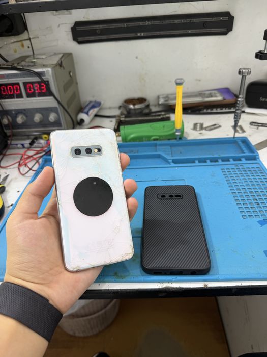 Samsung S10E 128gb срочни сотилади