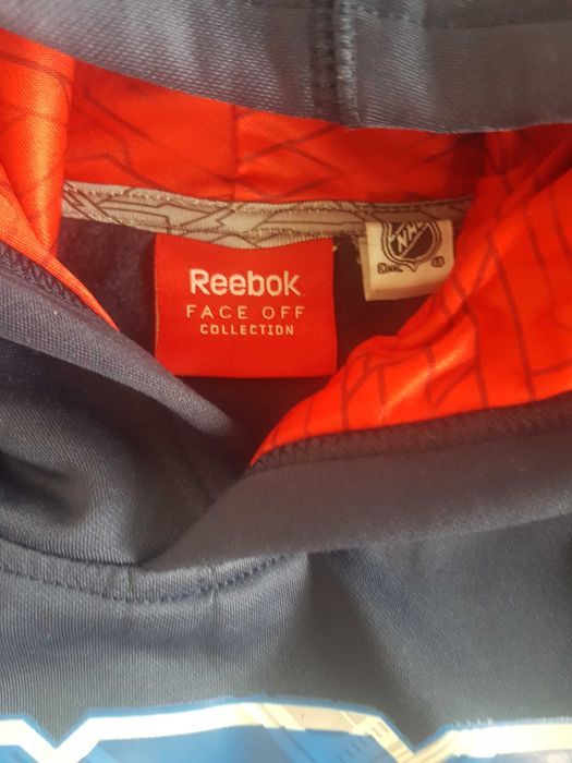 Дамски суичър с качулка Reebok