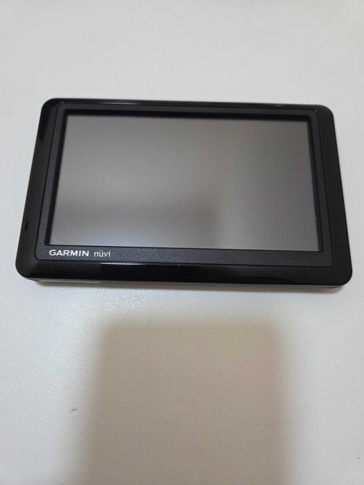 Продавам навигация GPS Garmin nüvi 1490 – 5", с безплатно доживотно обновяване на картите