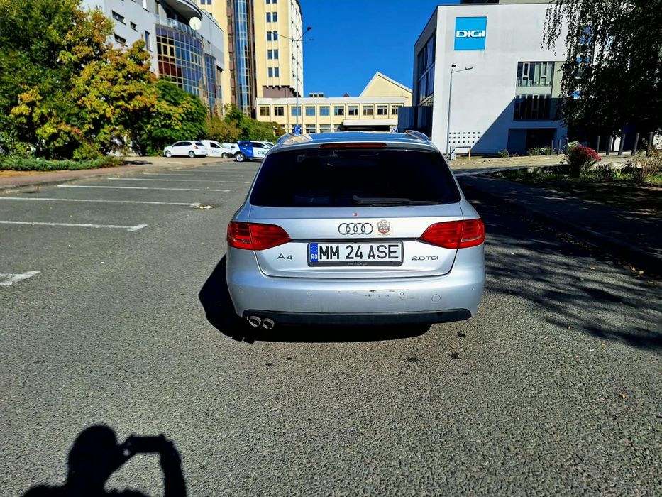 Audi A4 Avant 2010 diesel, 5.000 € — imagine 4