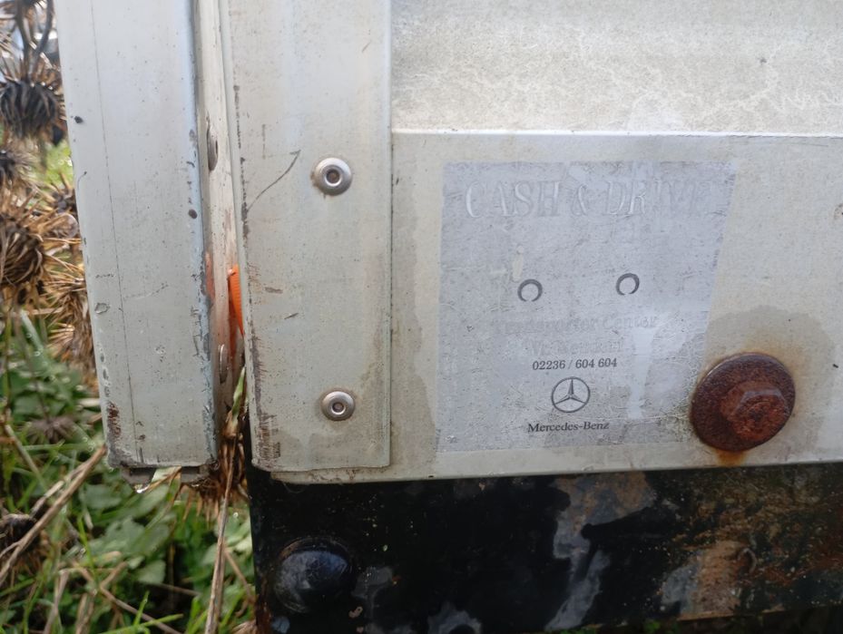 Каросерия и шаси  от Мерцедес Спринтер 3,70 метра дължина