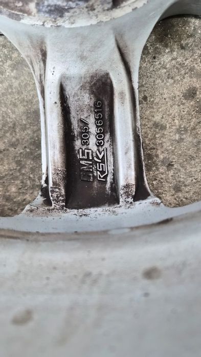 Гуми за джанти за Honda