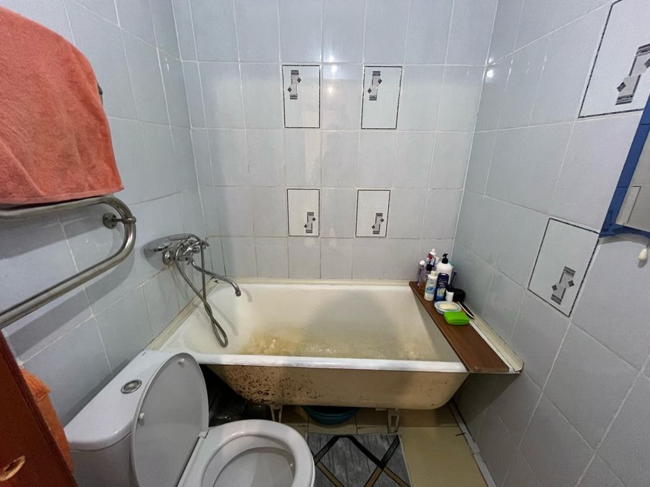 Продается квартира в 4 мкр 3 дом