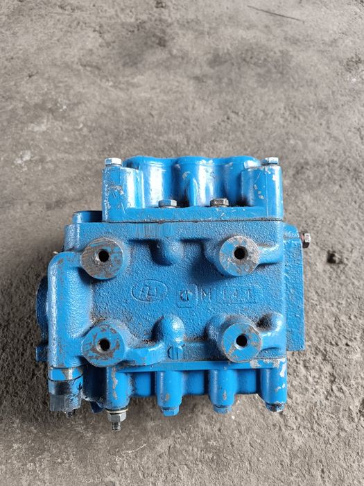 Продам новый гидрораспределитель P80-3/2-444-4