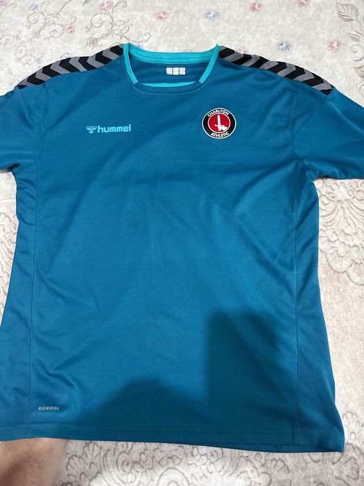 Футваблна тениска на Charlton