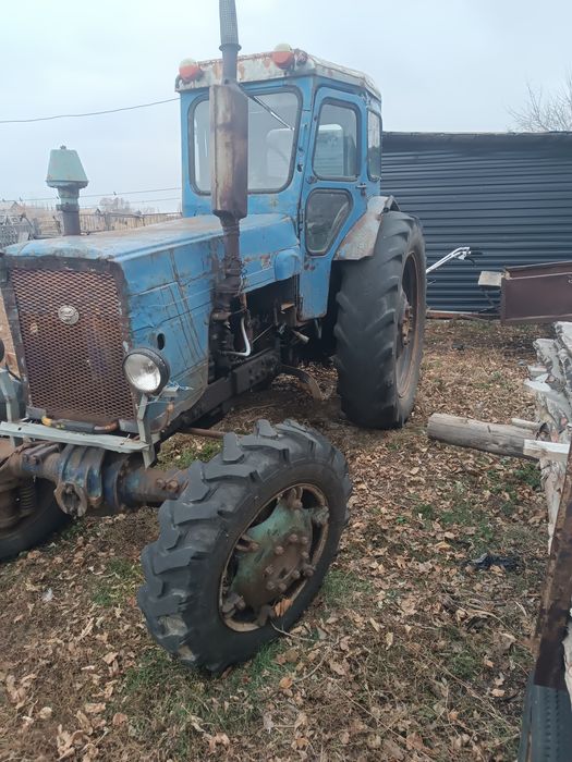 Продам трактор т40