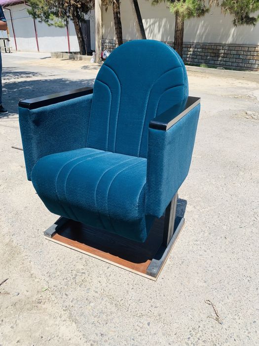 театральные кресла. Кресло в театр. Кресла в зал