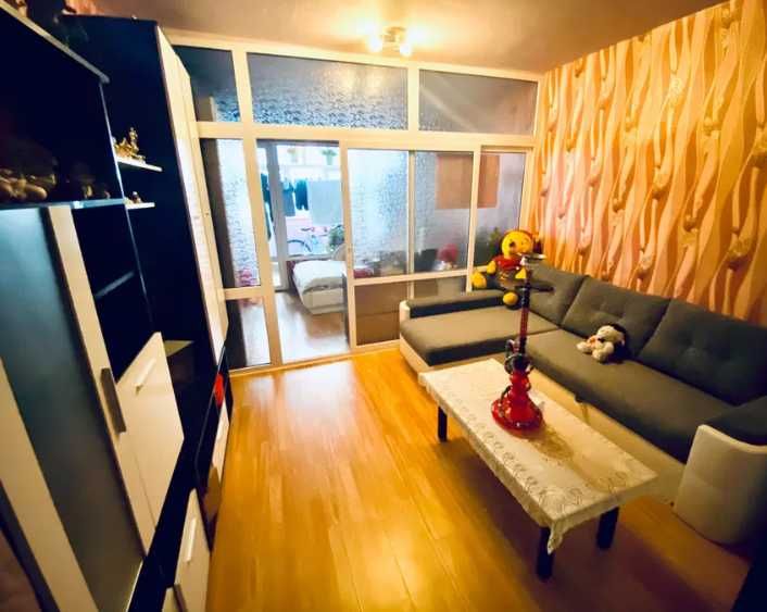 Продава се Четиристаен апартамент в Пловдив, Христо Смирненски - 71 кв.м за 1662 €/кв.м - Снимка #3