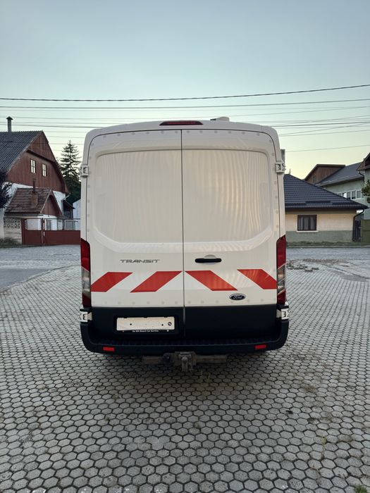 Ford Transit 2.2 TDCI autoutilitară amenajată pentru service mobil