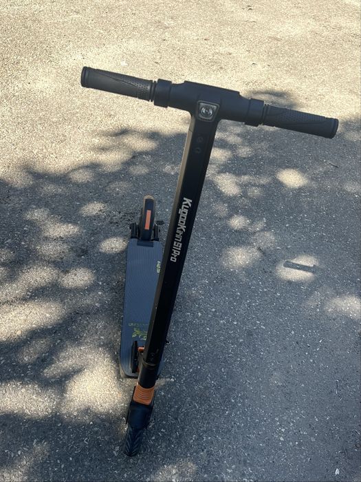 Vand Trotineta electrica KuKirin S1 Pro impecabila