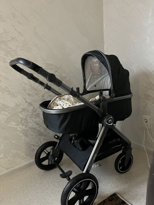 Продам коляску в идеальном состоянии