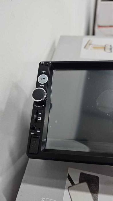 MP5 player 7 инча touchscreen и мултимедия за кола с GPS навигация