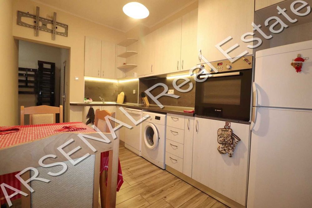 Дава се под наем Едностаен апартамент в София, Център - 58 кв.м за 450 € - Снимка #1