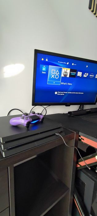 Playstation 4 PRO 1 TB + 10 jocuri