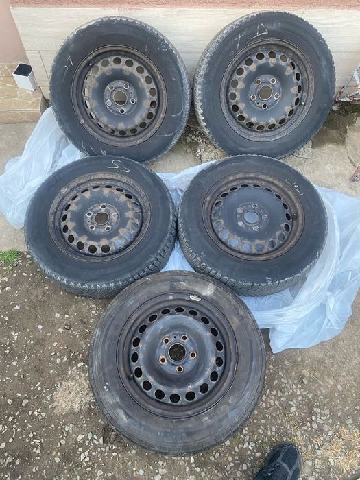 Vand set de 4 anvelope de iarna + rezerva