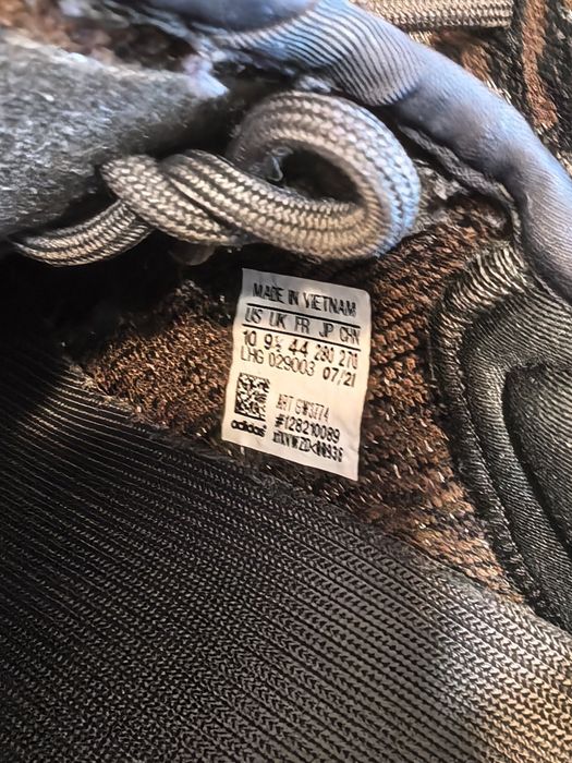 Adidas yeezy boost 350 v2