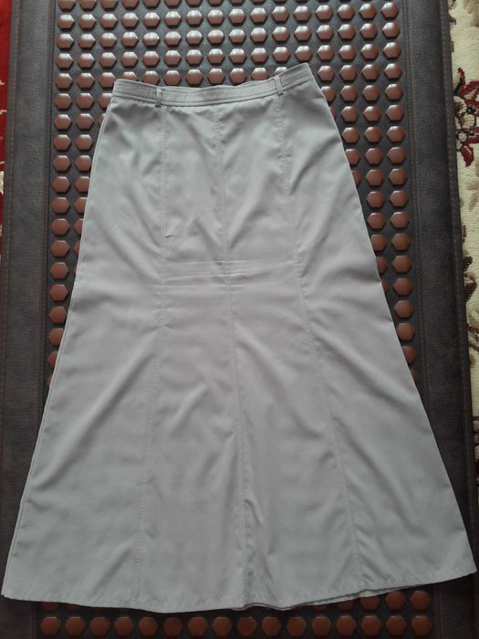 Длинные юбки цвета хаки. Размер: 44-46