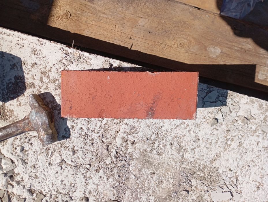 Кирпич новый полуторка