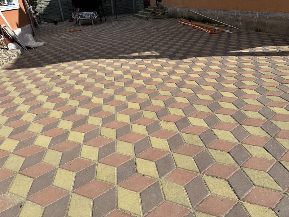 Renovari,zugraveli,meseriasi