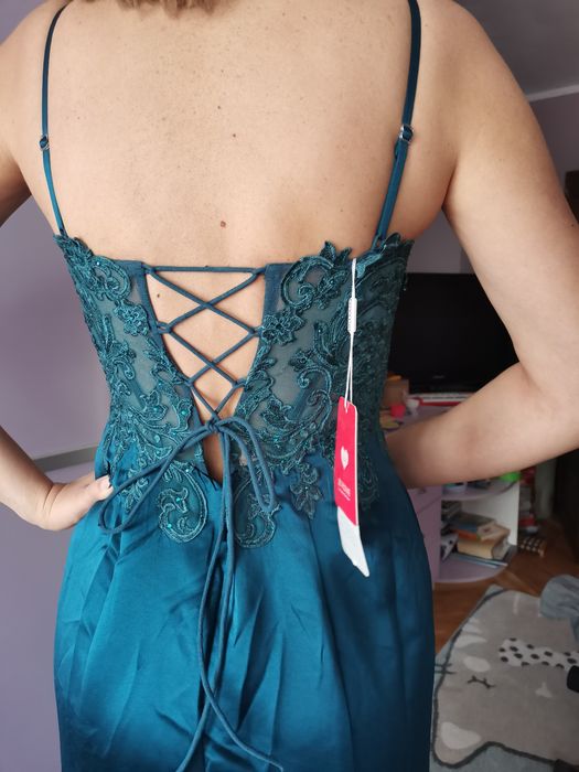 Официална Бална рокля 36/38 размер С. Ново