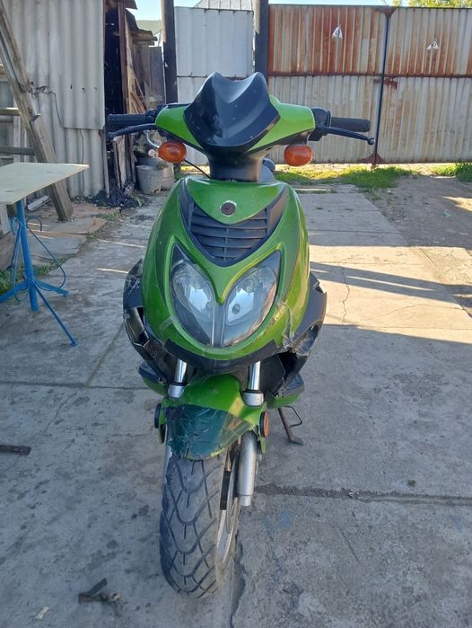 Скутер 125 кубов