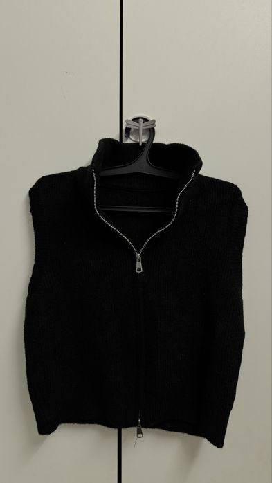 полузамок черный