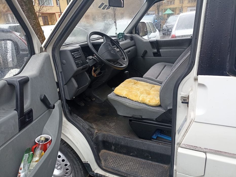 Vând Volkswagen T 4