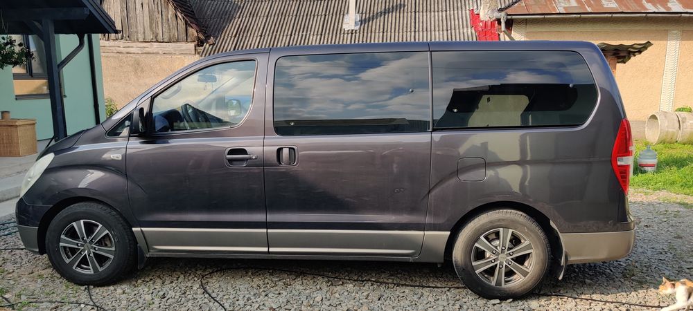 Hyundai H1 Starex 8+1 locuri 2,5 diesel commonrail 170cp