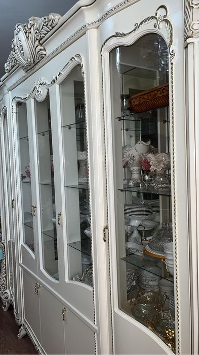 Сатылады Гостевой стенка 280 000