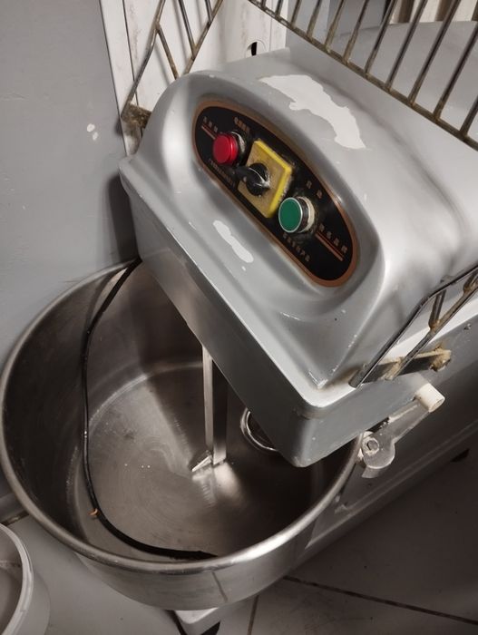 Миксер спиральный б/у