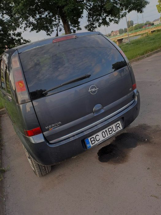 Opel Meriva 1.6 benzina