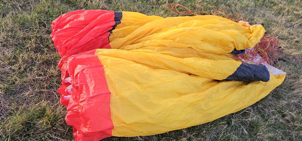 Parapanta AXIS PROTON 130- 160KG An Fabr 2023 -2ptr paramotor s au zbo