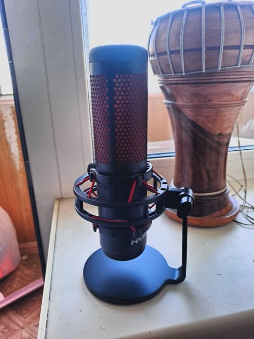 Микрофон HyperX QuadCast черный