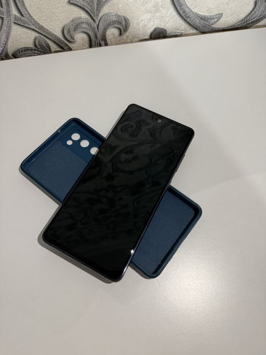 Продам телефон Samsung S20 FE