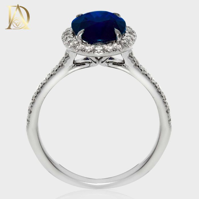 Нов Златен Пръстен с 2.81кт Естествен Сапфир и Естествени Диаманти