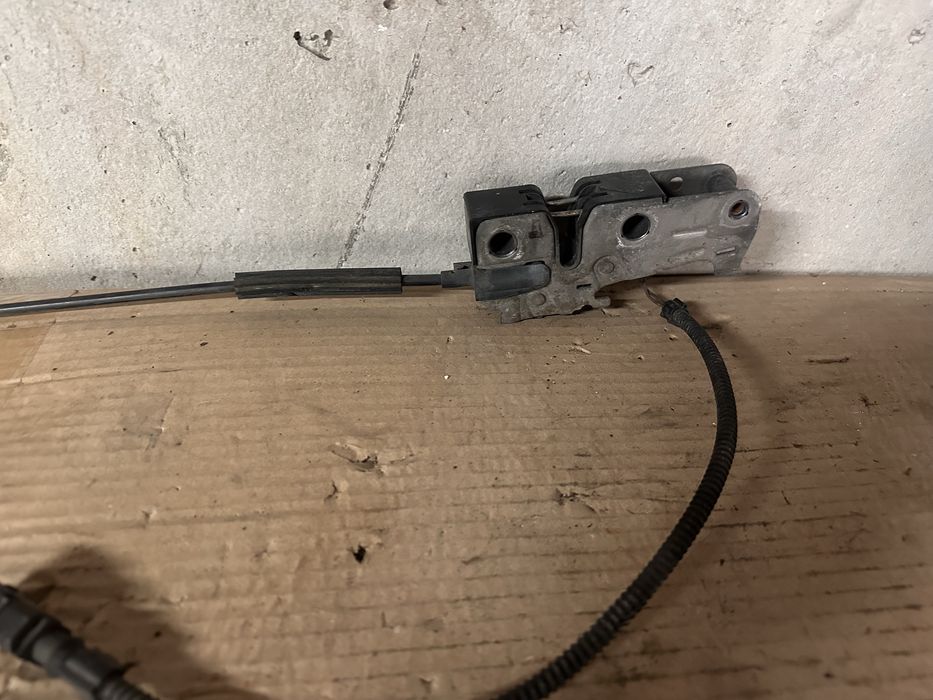 Брава преден капак фв / vw