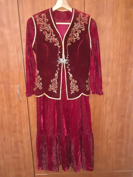 Әдемі қазақша киім