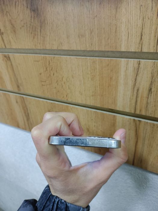 Iphone 12pro sotiladi