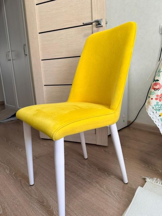 Продам стулья.