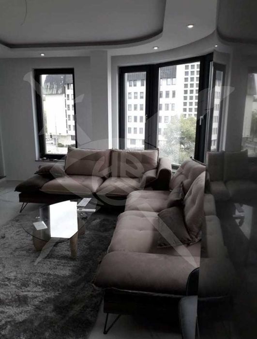 Дава се под наем Тристаен апартамент в Пловдив, Кършияка - 98 кв.м за 1224 € - Снимка #2