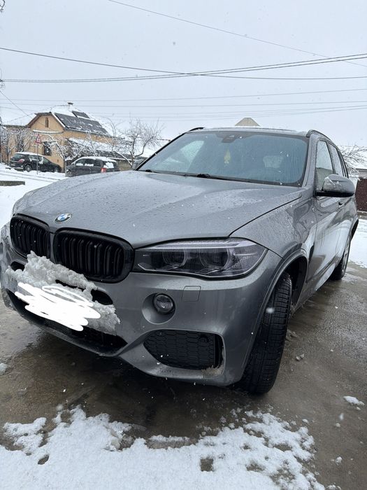 BMW x5 F15 2015 40d / M Sport / Full Option