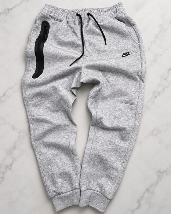 Nike tech marime L